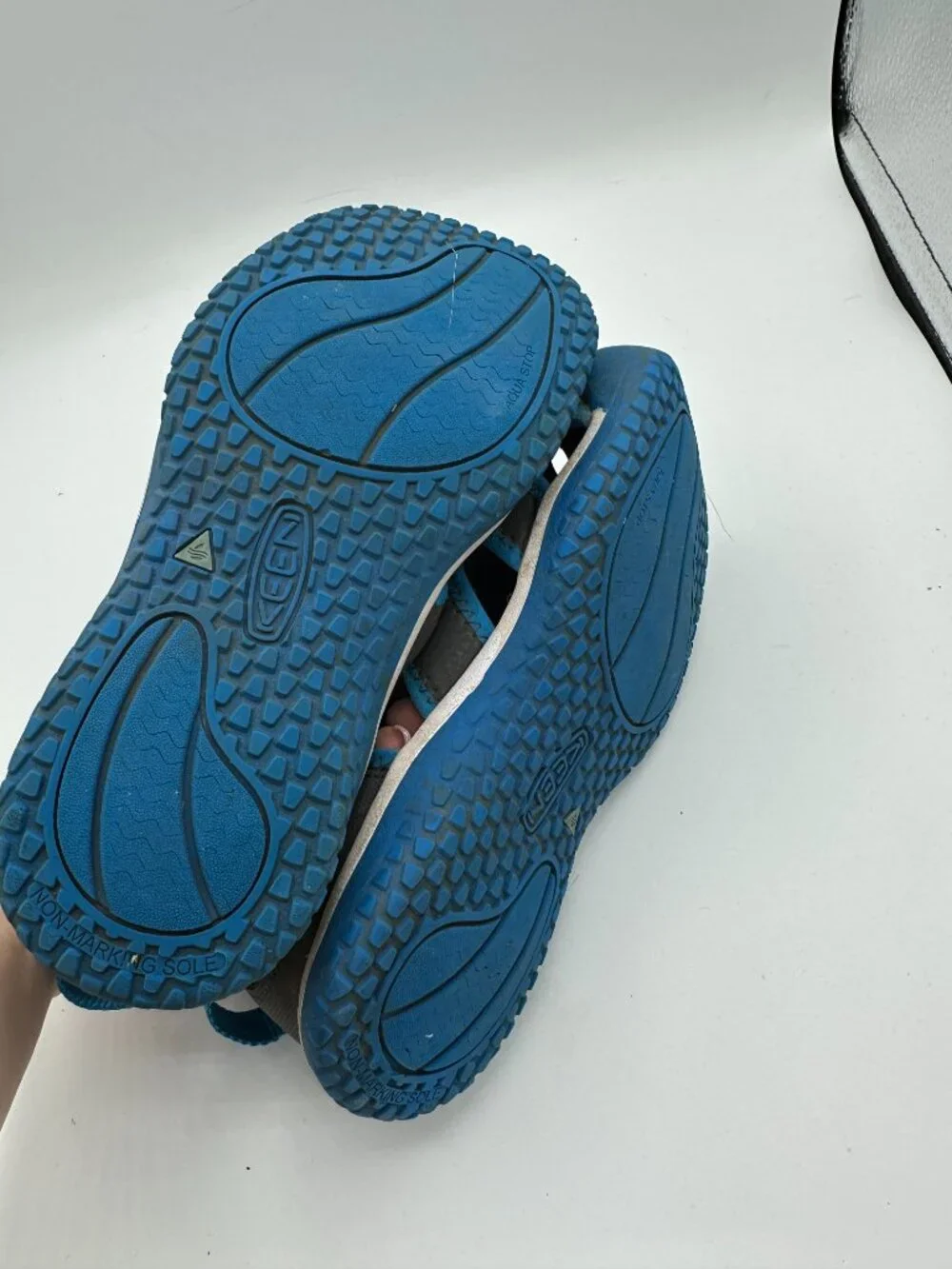 KEEN Kids' Stingray Closed Toe Water Sandals Blue/Grey Size 2